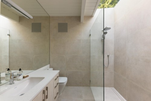 3267 Fairmont Road, North Vancouver, BC 