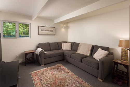 3267 Fairmont Road, North Vancouver, BC 