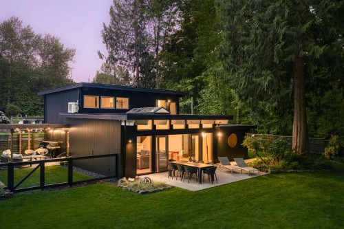 3267 Fairmont Road, North Vancouver, BC 