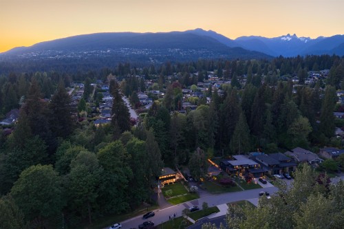 3267 Fairmont Road, North Vancouver, BC 