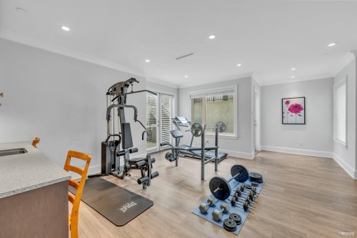 7458 Maple Street, Vancouver, BC 