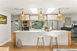 5566 Gallagher Place  West Vancouver, BC V7W 1N9