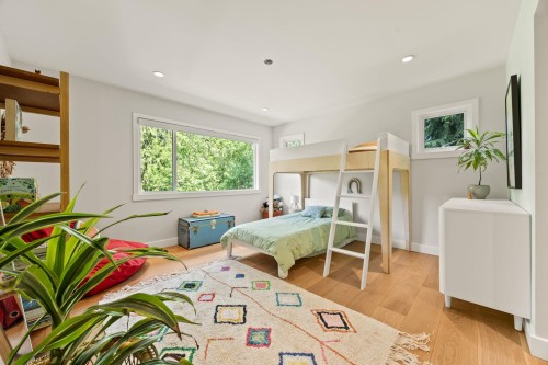 5566 Gallagher Place, West Vancouver, BC 