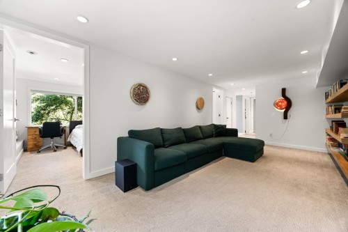 5566 Gallagher Place, West Vancouver, BC 