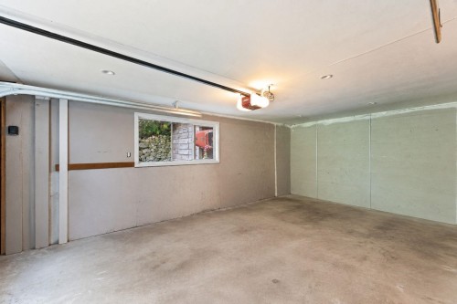 5566 Gallagher Place, West Vancouver, BC 