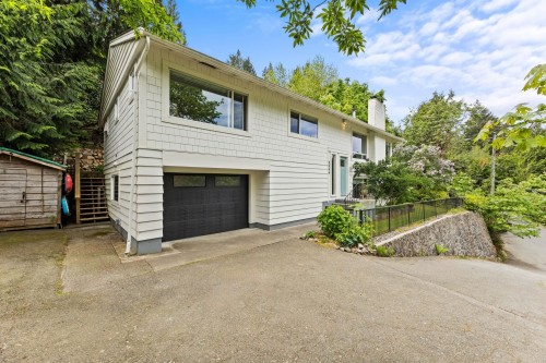 5566 Gallagher Place, West Vancouver, BC 