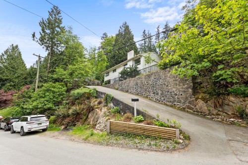 5566 Gallagher Place, West Vancouver, BC 