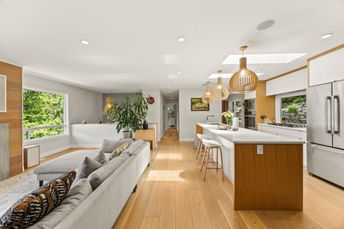 5566 Gallagher Place, West Vancouver, BC 
