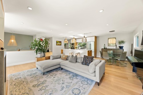 5566 Gallagher Place, West Vancouver, BC 