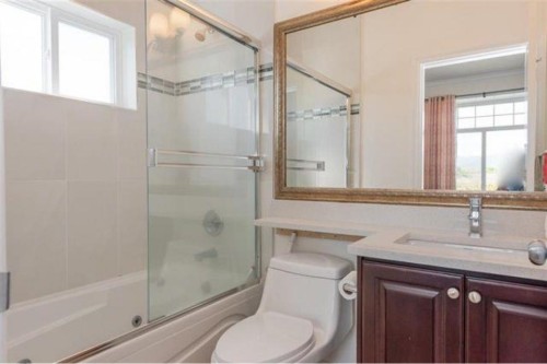 2208 41St Avenue E, Vancouver, BC 