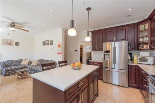 2208 41St Avenue E, Vancouver, BC 