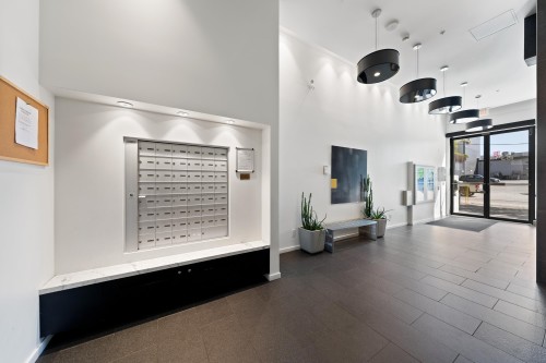 206-133 8Th Avenue E, Vancouver, BC 