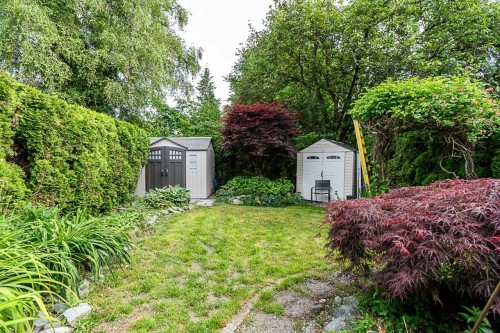 1868 Coquitlam Avenue, Port Coquitlam, BC 
