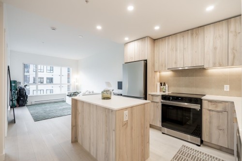 317-3594 Malsum Drive  North Vancouver, BC V7G 0B4