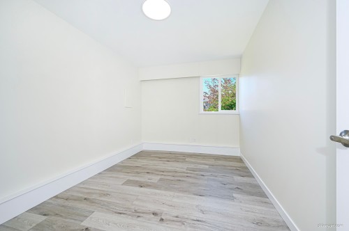 5546 Maple Crescent, Delta, BC 