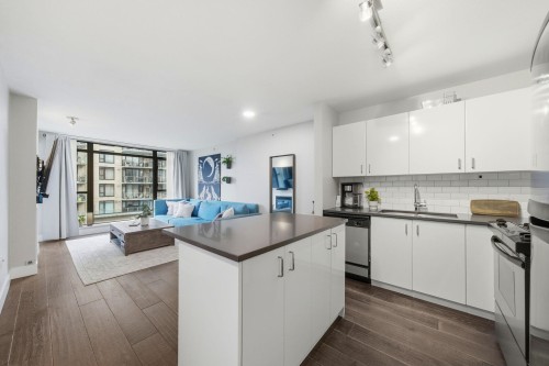 405-155 1st Street W North Vancouver, BC V7M 3N8