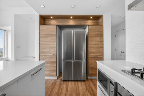 2008-7303 Noble Lane, Burnaby, BC 