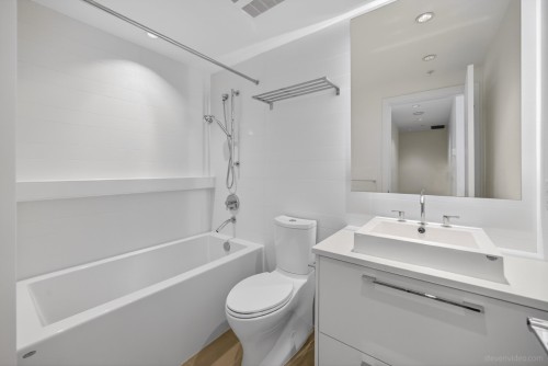 2008-7303 Noble Lane, Burnaby, BC 