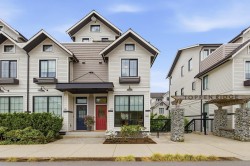 13-237 Ridgeway Avenue  North Vancouver, BC V7L 0H6
