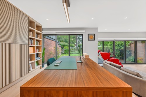 423 Greensboro Place, Vancouver, BC 