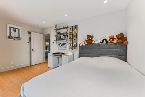 423 Greensboro Place, Vancouver, BC 