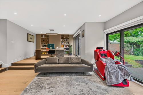423 Greensboro Place, Vancouver, BC 