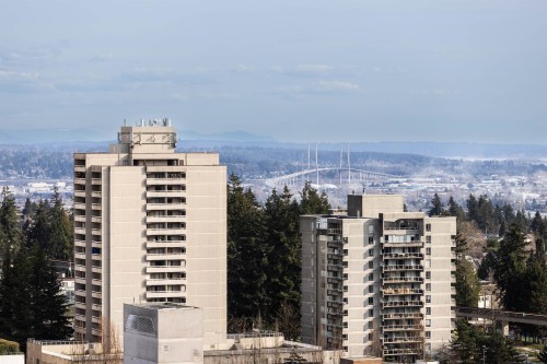2110-4670 Assembly Way, Burnaby, BC 