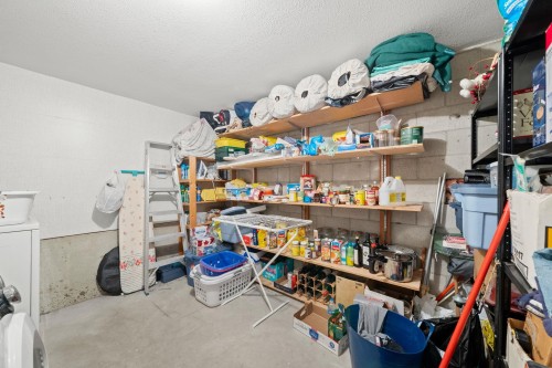 741 14Th Street E, North Vancouver, BC 