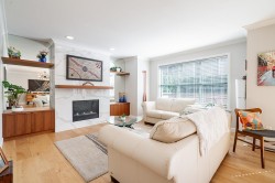 11-229 8th Street E North Vancouver, BC V7L 1Y9