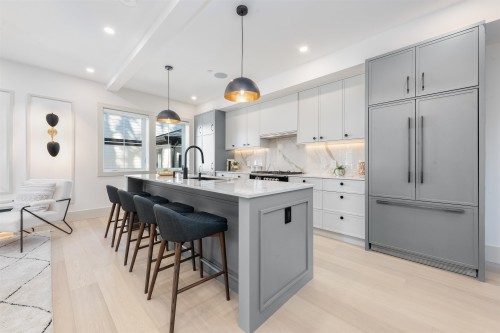 1-375 33Rd Avenue E, Vancouver, BC 