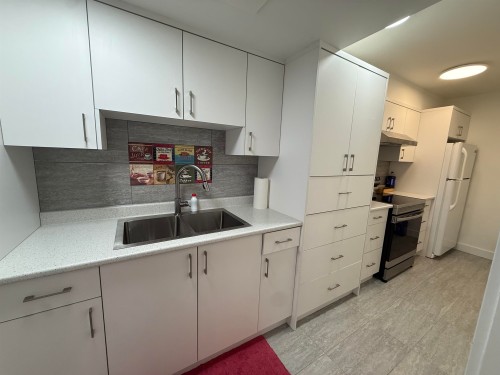 285 Rabbit Lane, West Vancouver, BC 