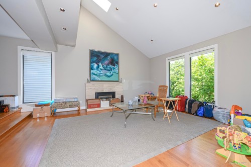 3566 39Th Avenue W, Vancouver, BC 