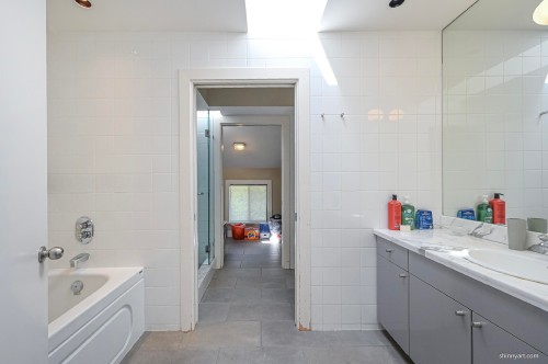 3566 39Th Avenue W, Vancouver, BC 