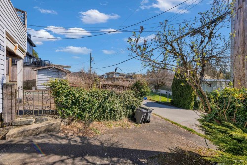 7790 Elliott Street, Vancouver, BC 