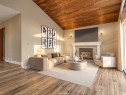 859 17Th Street E, North Vancouver, BC 