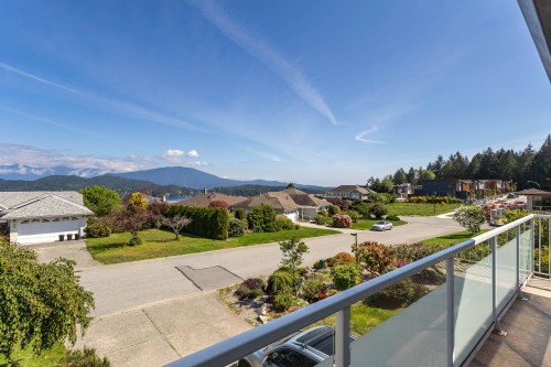 503 Eaglecrest Drive, Gibsons, BC 