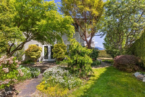 503 Eaglecrest Drive, Gibsons, BC 
