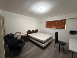 450 Walker Street Coquitlam, BC V3K 4E3