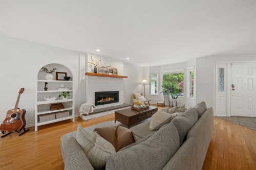 1479 Percy Court  North Vancouver, BC V7G 2P4