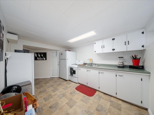 322 25Th Street E, North Vancouver, BC 