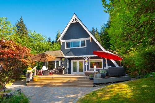 1177 Adams Road  Bowen Island, BC V0N 1G2