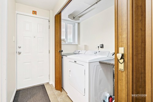 6858 Tyne Street, Vancouver, BC 