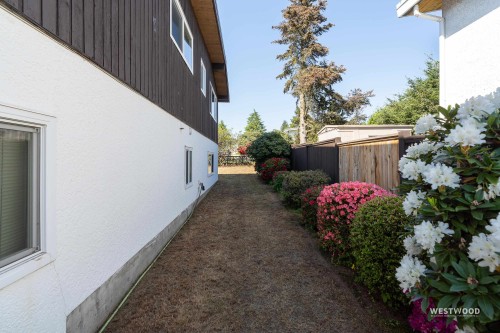 6858 Tyne Street, Vancouver, BC 