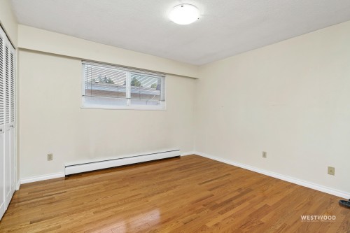 6858 Tyne Street, Vancouver, BC 