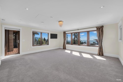 1118 Crestline Road, West Vancouver, BC 