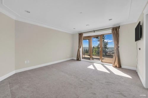 1118 Crestline Road, West Vancouver, BC 
