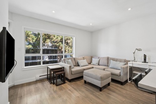 302-555 14th Avenue W Vancouver, BC V5Z 4G8