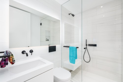 4416 1St Avenue W, Vancouver, BC 