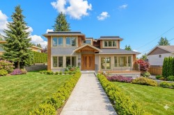 885 Beaconsfield Road  North Vancouver, BC V7R 1S7