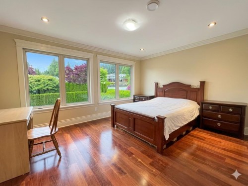 885 Beaconsfield Road, North Vancouver, BC 